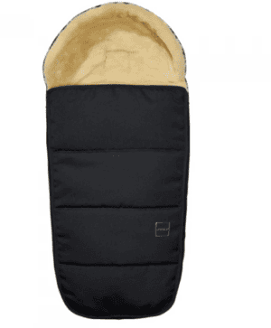 Deze extra warme Joolz Uni Polar Voetenzak Zwart voor de Joolz kinderwagen maken de koude dagen extra warm voor je kindje. Gevoerd met extra zacht en schapenwol geeft deze voetenzak je kindje meer comfort in alle weersomstandigheden.